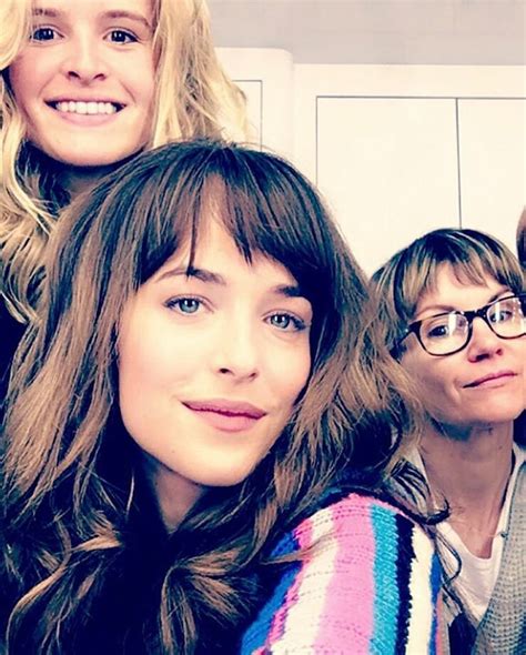 instagram oficial de dakota johnson